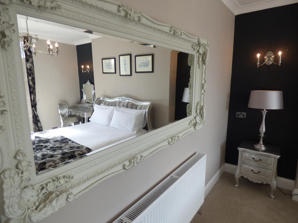 The Duke Of Tavistock Hotel Room photo